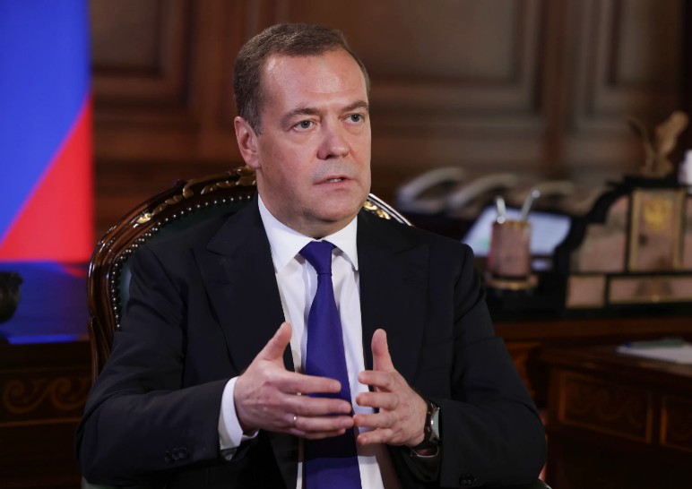 dmitrij_medvedev.jpg